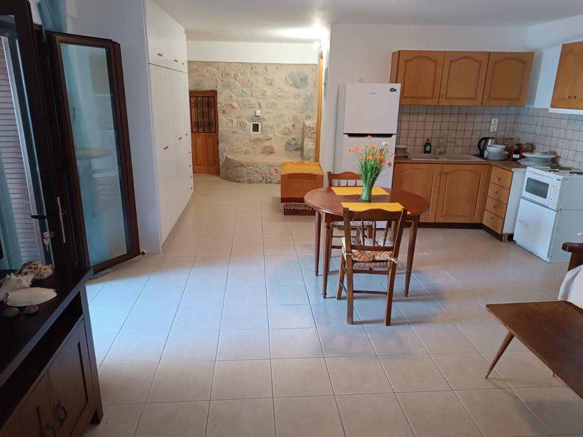 Mani Home Néon Oítilon 외부 사진