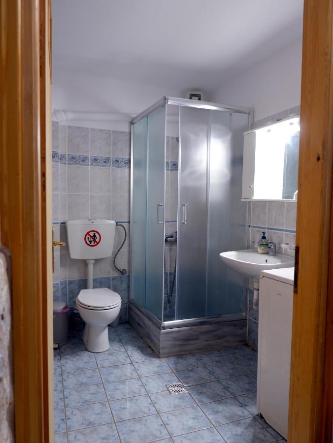 Mani Home Néon Oítilon 외부 사진